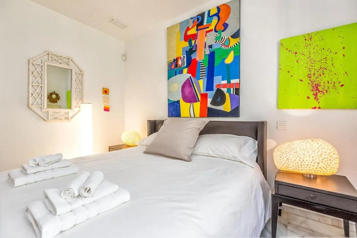 Beachfront Marbella Golden Mile Holiday Rental Spagna