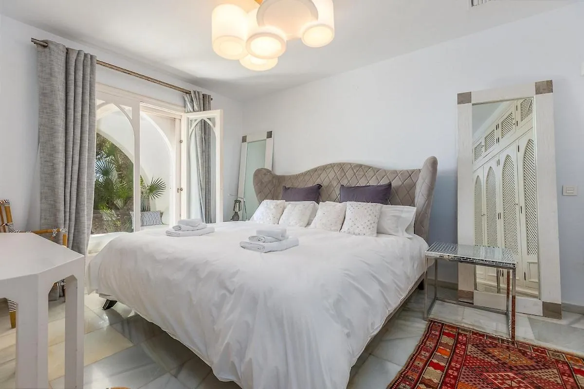 Casa vacanze Beachfront Marbella Golden Mile Holiday Rental
